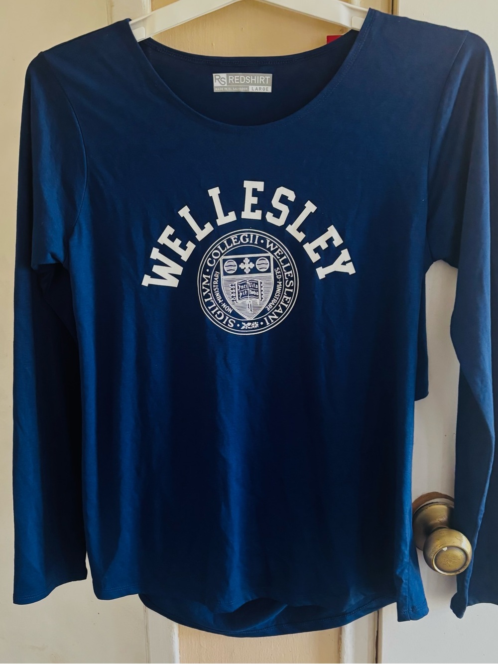 Blue Wellesley College ladies top new sz large